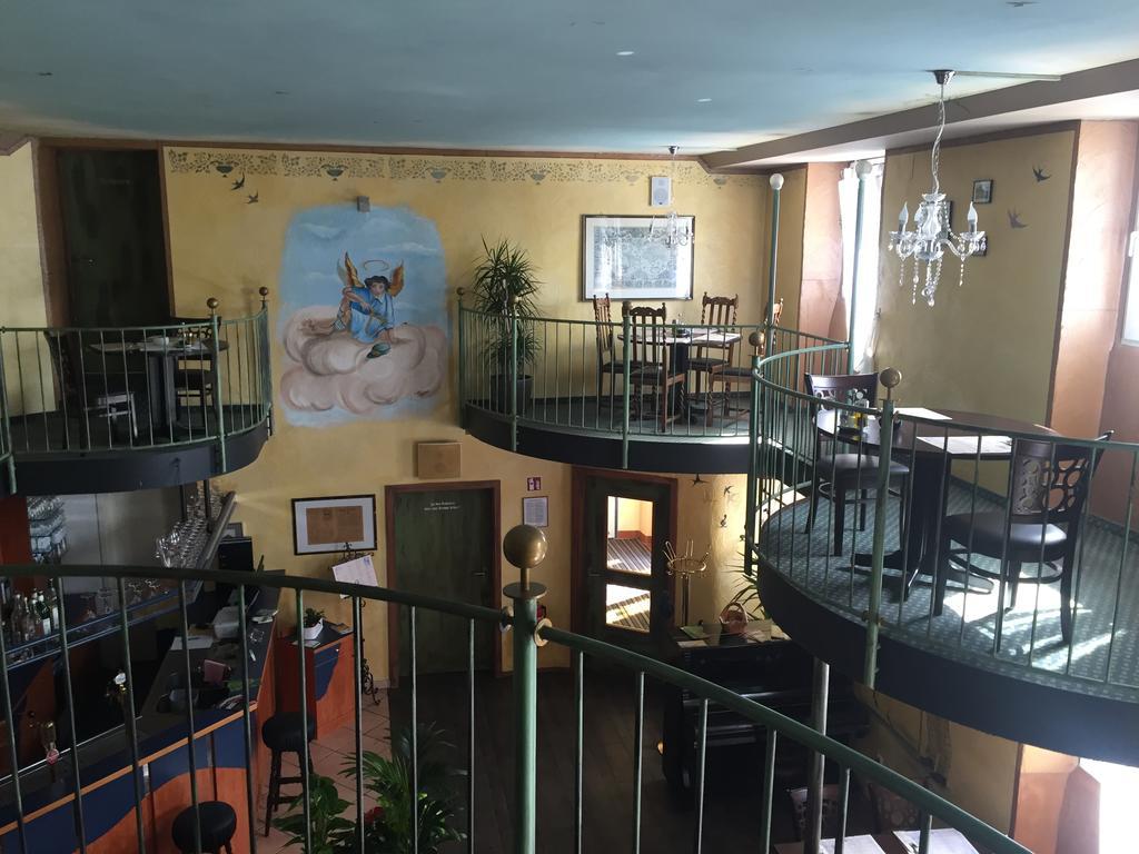 Hotel Beim Heines 3*